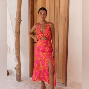 Fortunate One - Find Your Meaning Maxi Dress - Size - Medium - ONLY WORN ONCE